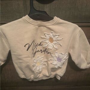 Zara Beige Sweatshirt with Floral Design